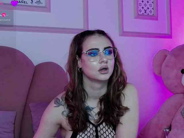 AbbyWhite webcam