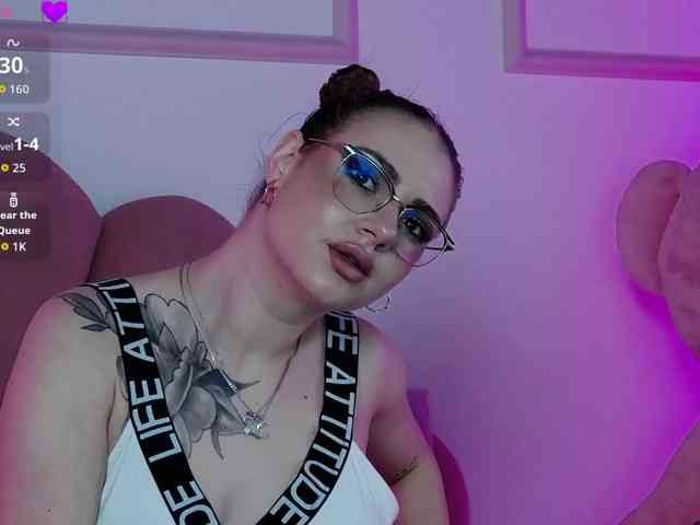AbbyWhite webcam