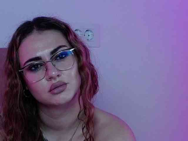 AbbyWhite webcam
