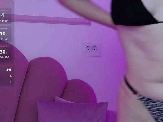 AbbyWhite webcam