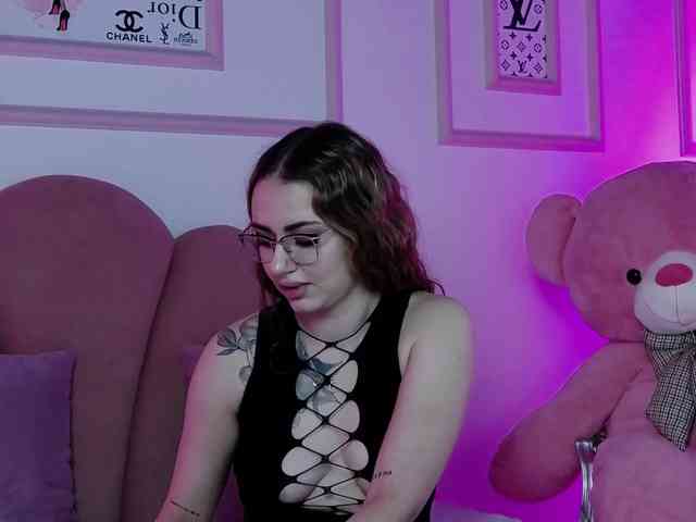 AbbyWhite webcam