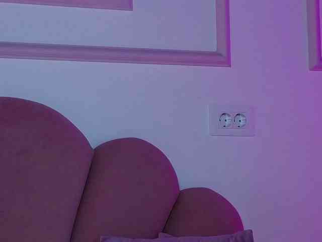 AbbyWhite webcam