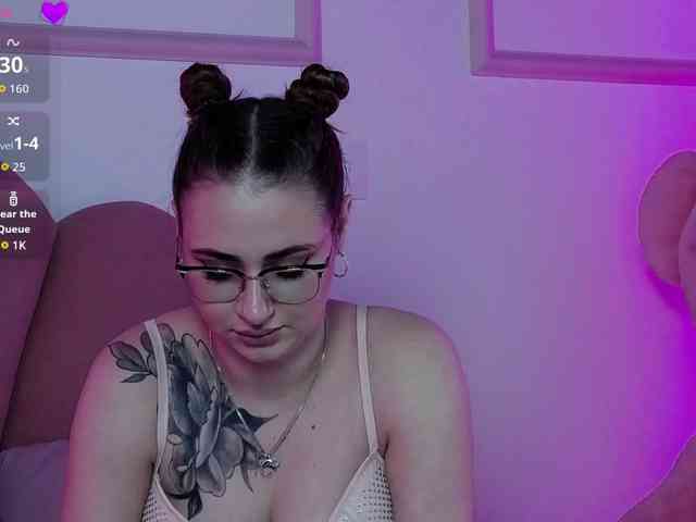 AbbyWhite webcam