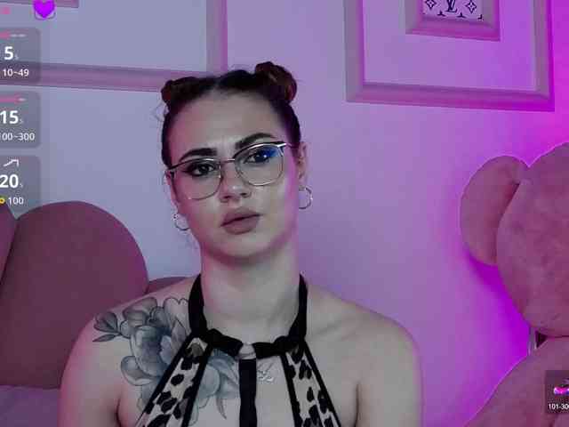 AbbyWhite webcam