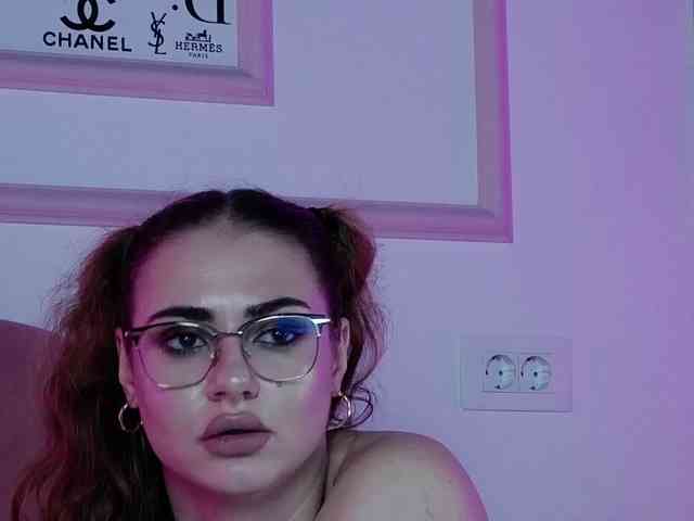 AbbyWhite webcam