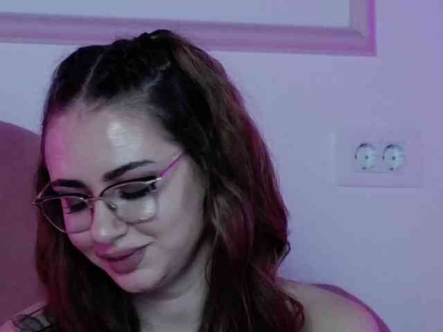 AbbyWhite webcam