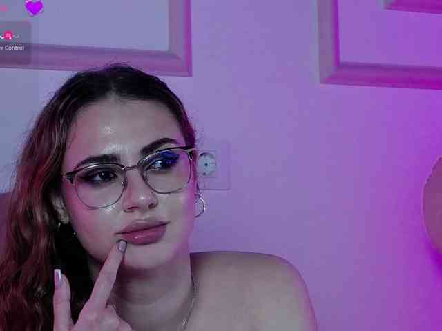 AbbyWhite webcam