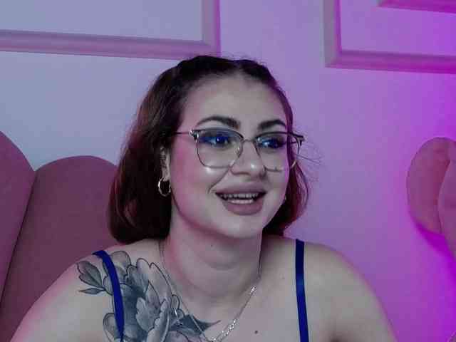 AbbyWhite webcam