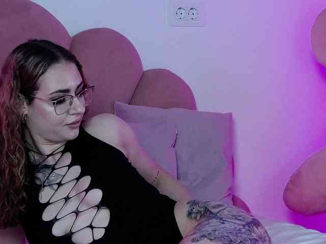 AbbyWhite webcam