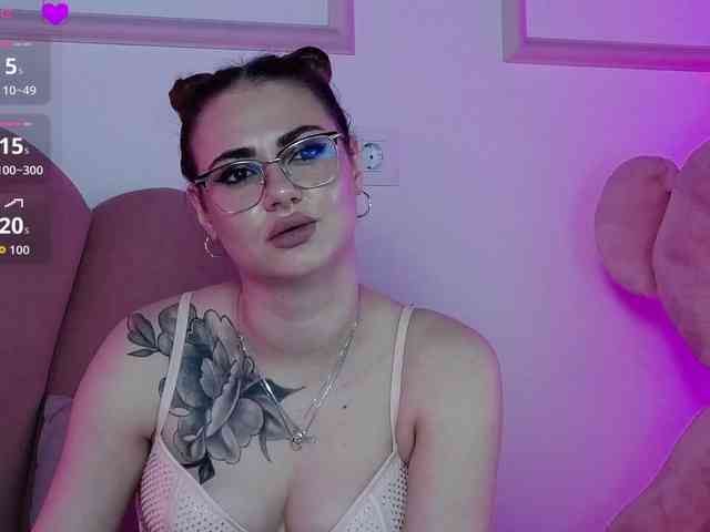 AbbyWhite webcam