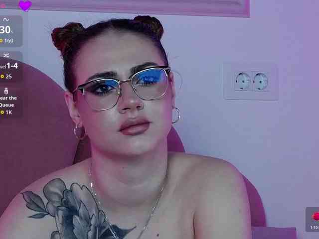 AbbyWhite webcam
