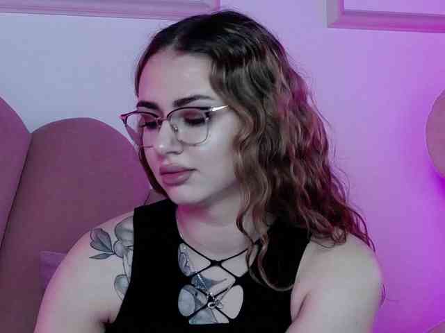 AbbyWhite webcam