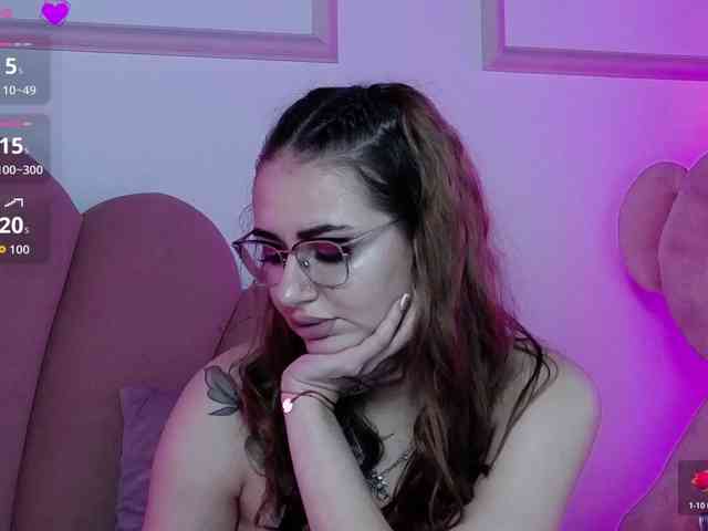AbbyWhite webcam