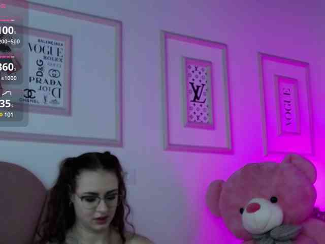 AbbyWhite webcam