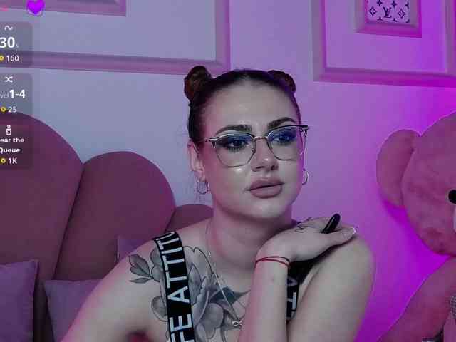 AbbyWhite webcam