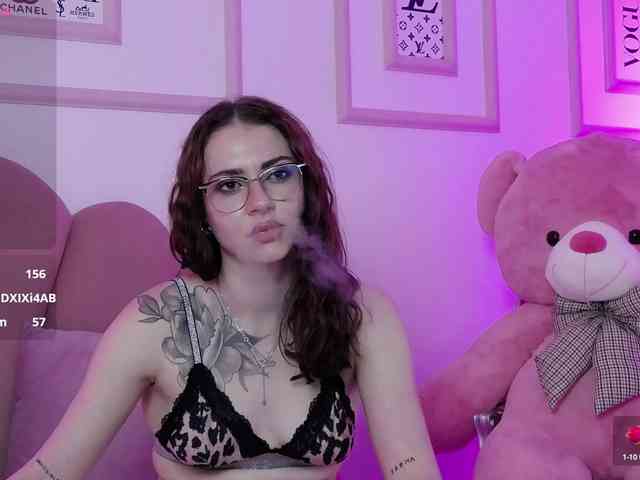 AbbyWhite webcam
