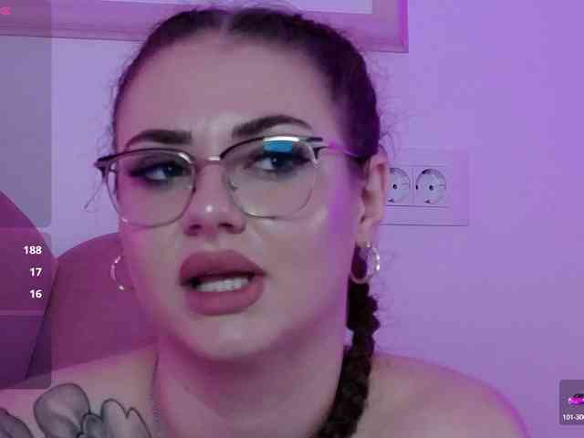 AbbyWhite webcam