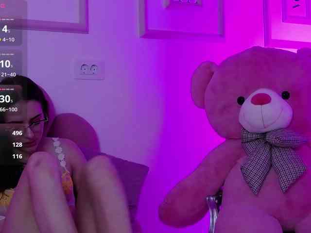 AbbyWhite webcam
