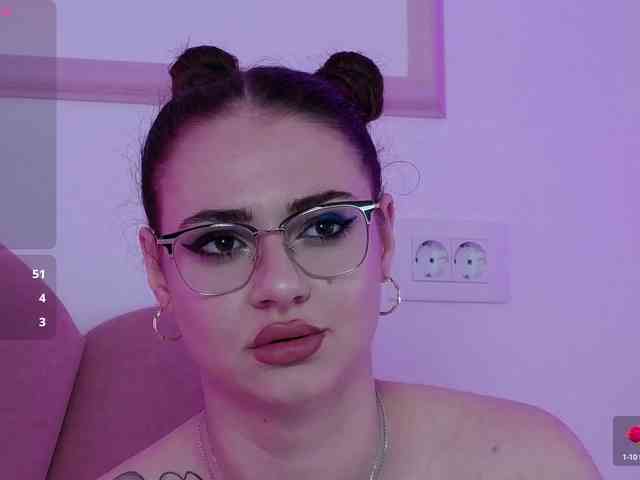 AbbyWhite webcam