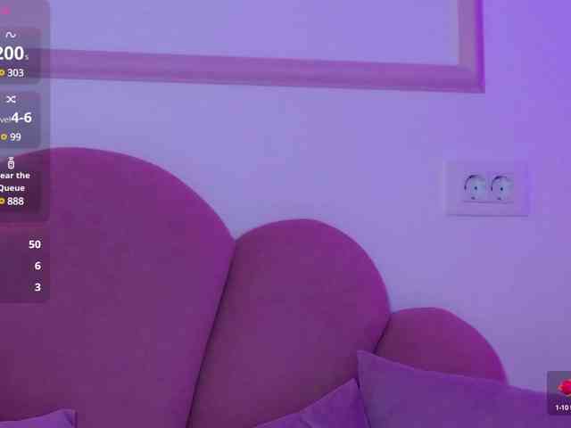 AbbyWhite webcam