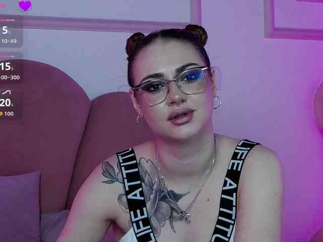 AbbyWhite webcam