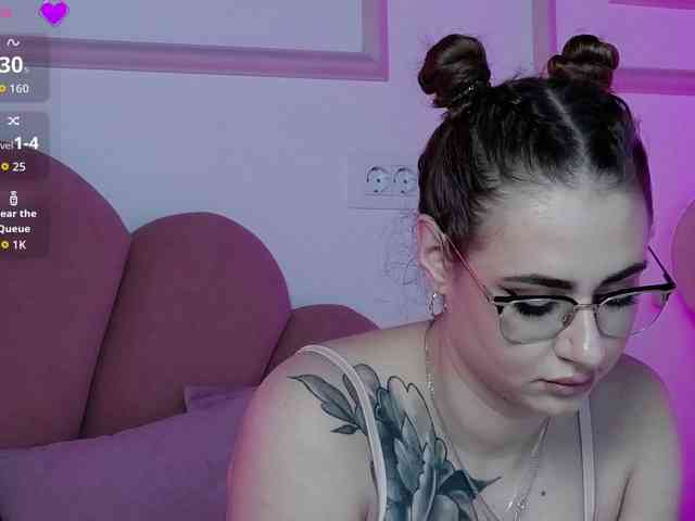 AbbyWhite webcam
