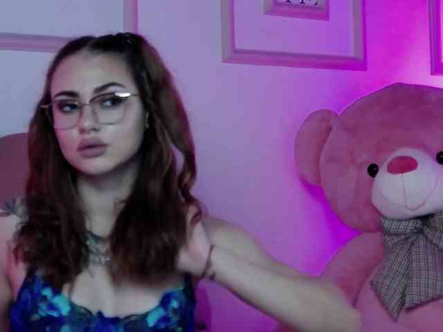 AbbyWhite webcam