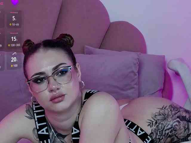 AbbyWhite webcam