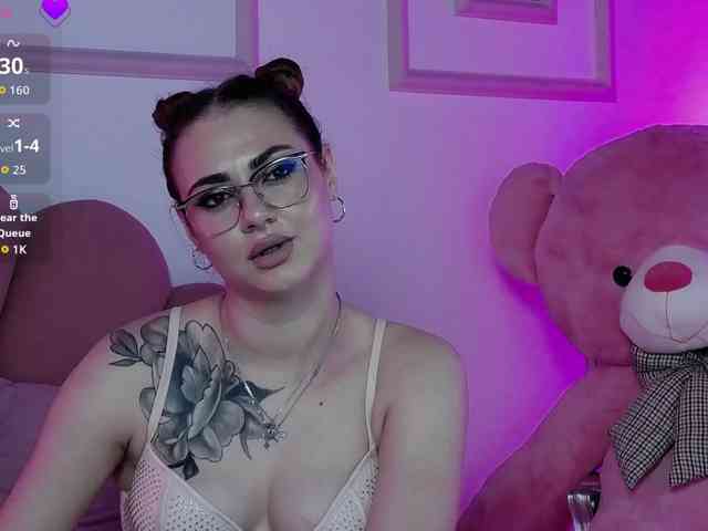 AbbyWhite webcam
