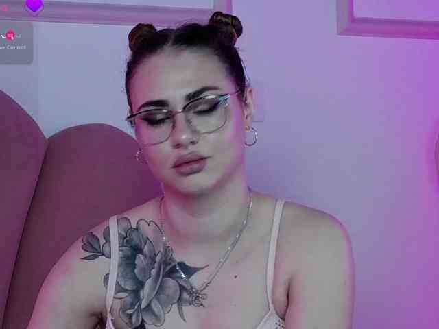 AbbyWhite webcam