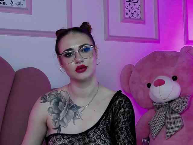 AbbyWhite webcam