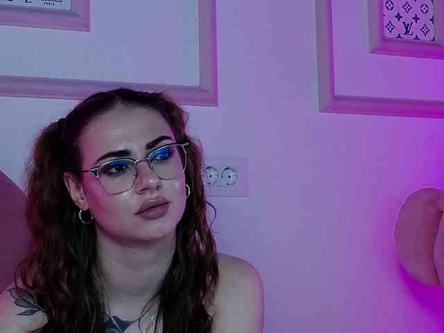 AbbyWhite webcam