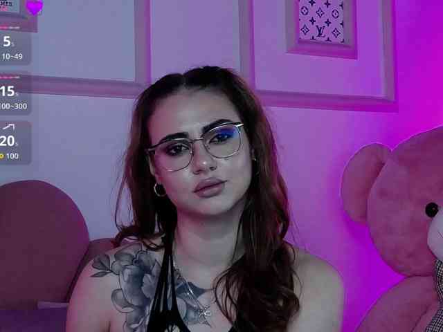 AbbyWhite webcam