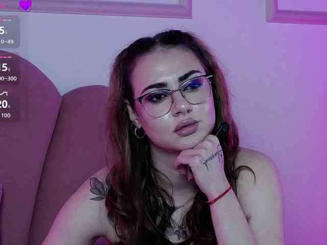 AbbyWhite webcam