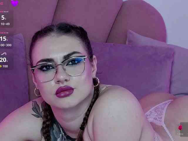 AbbyWhite webcam