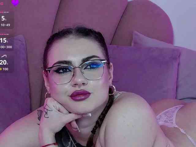 AbbyWhite webcam
