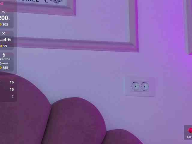 AbbyWhite webcam