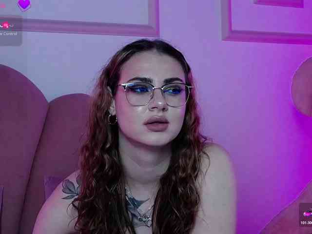 AbbyWhite webcam