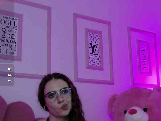 AbbyWhite webcam