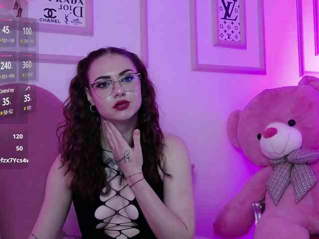 AbbyWhite webcam