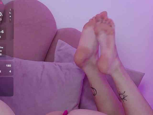 AbbyWhite webcam