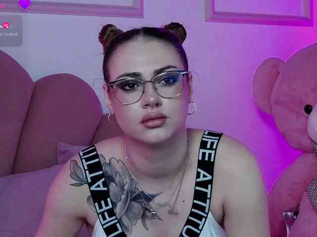 AbbyWhite webcam