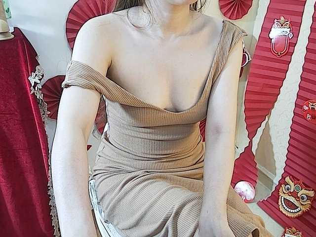 RoseSweetie's BongaCams show and profile