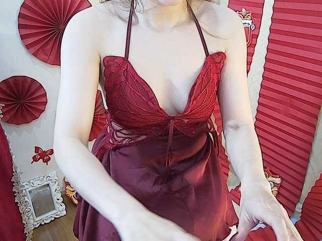 RoseSweetie's BongaCams show and profile