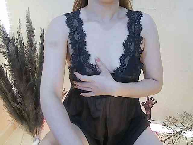 RoseSweetie webcam