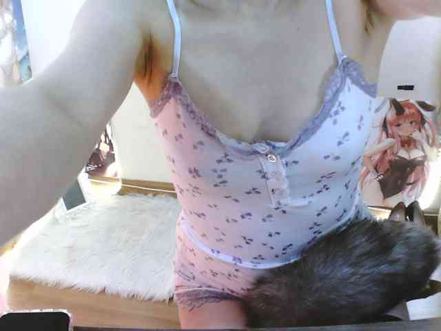 RoseSweetie webcam