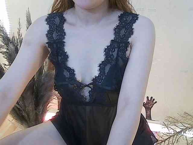 RoseSweetie webcam