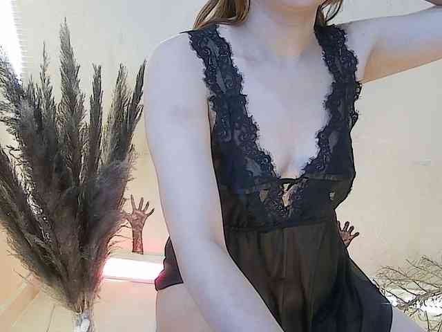 RoseSweetie webcam