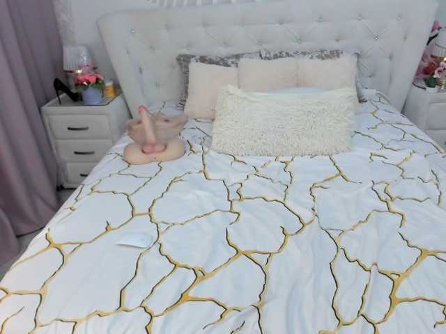 HottieSweetBritney's BongaCams show and profile