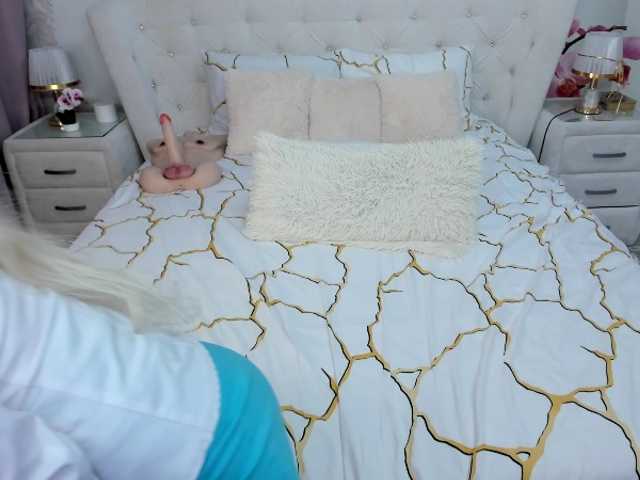 HottieSweetBritney's BongaCams show and profile